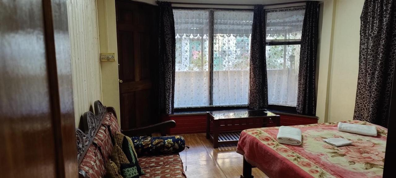 The River View Homestay Kurseong 외부 사진